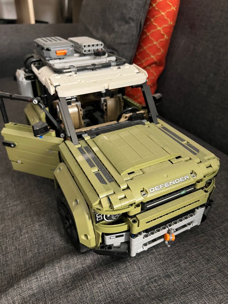 Lego Technic 42110 Land Rover Defender