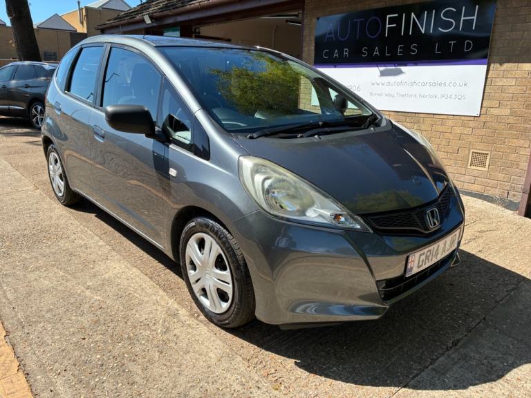 HONDA JAZZ 1.2 i-VTEC S Hatchback 5dr Petrol Manual Euro 5 (90 ps) FANTASTIC VALUE (grey) 2014