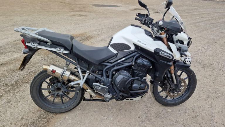 2015 65 TRIUMPH EXPLORER 1215 WHITE TIGER 1200 ADVENTURE TOURER 26K NEW MOT