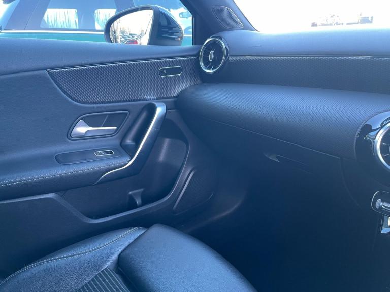 2020 Mercedes-Benz A-Class 1.3 A180 Sport (Executive) 7G-DCT Euro 6 (s/s) 5dr HATCHBACK Petrol Au...