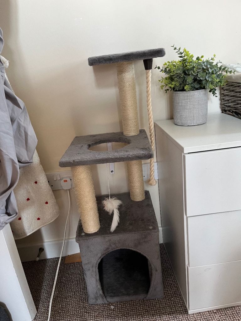 Cat tree 