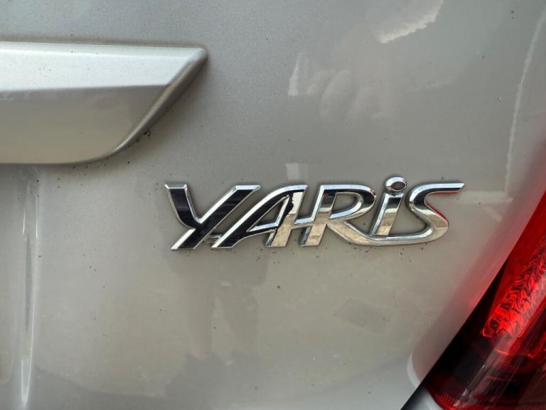  Toyota Yaris 1.33 VVT-i Icon 5dr - FTSH - AIR CON -ALLOYS - REAR CAMERA