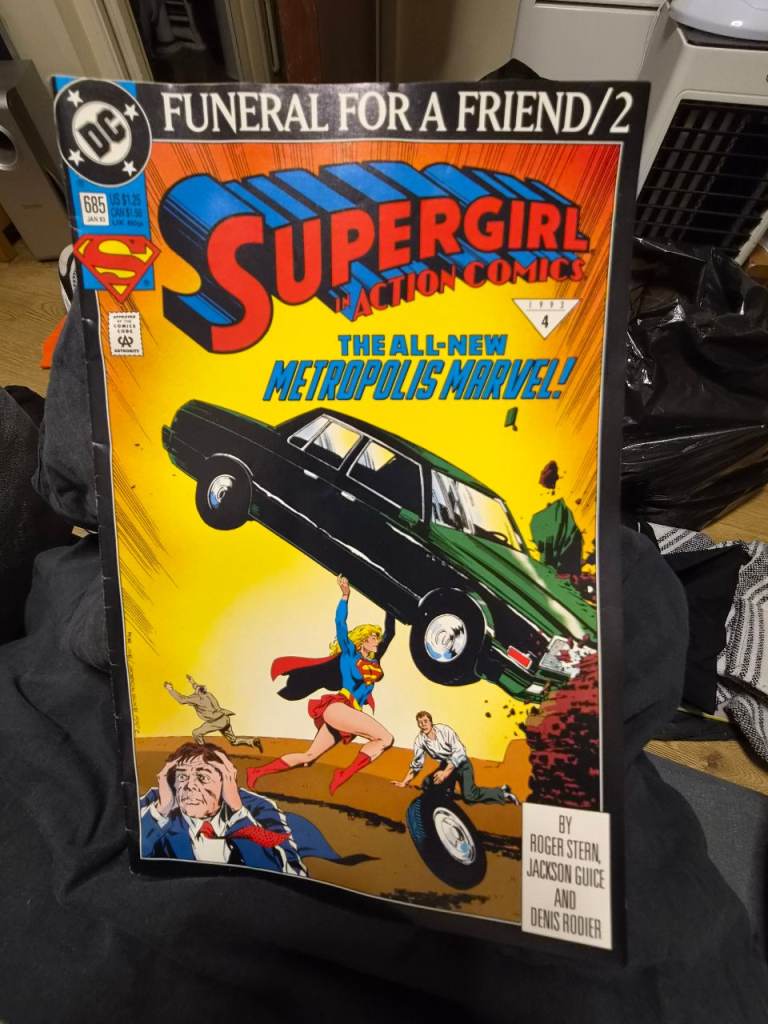 DC Comics Supergirl Action Comics #685 - Funeral For A Friend Part 2, Jan 1993