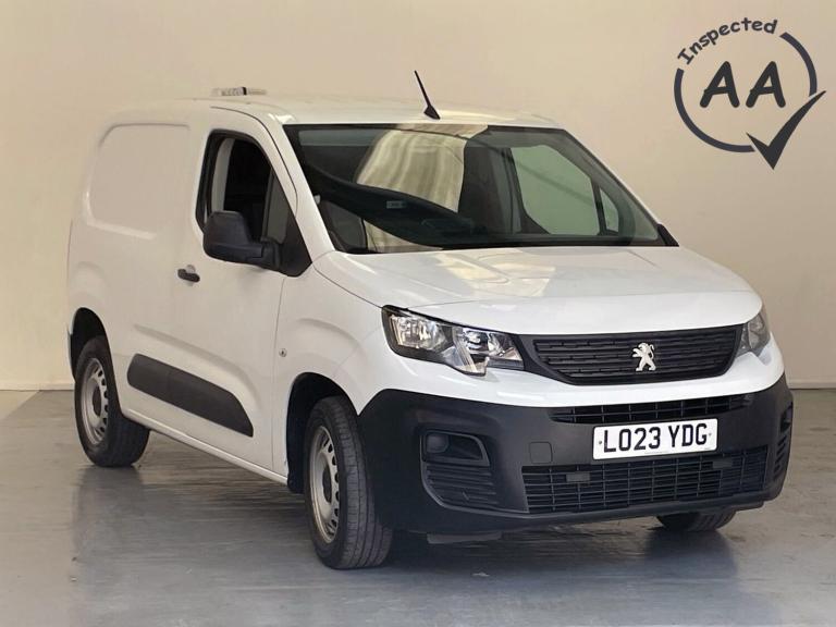 2023 Peugeot Partner 1000  Professional Premium+ 1.5 BlueHDi 100ps Van Diesel Manual