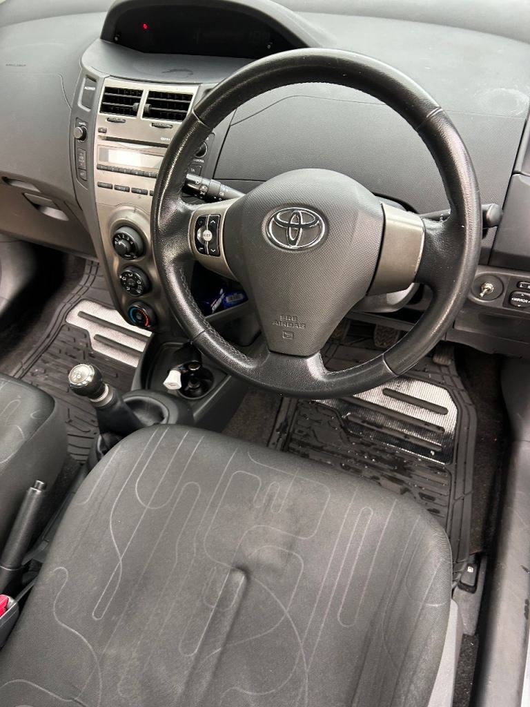 Toyota, YARIS, Hatchback, 2009, Manual, 998 (cc), 5 doors