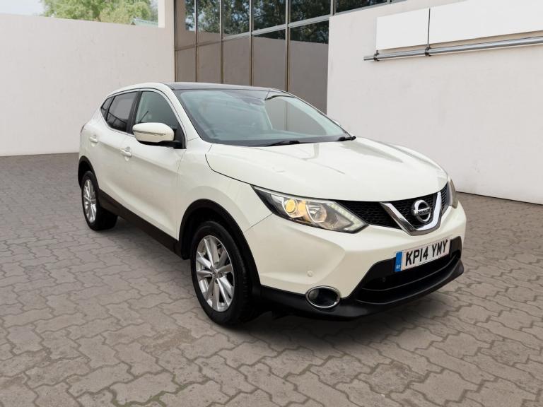 2014 Nissan Qashqai 1.5 dCi Acenta Premium 5dr HATCHBACK Diesel Manual