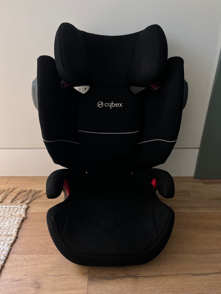 Cybex Solution M-Fix SL Car Seat – Black, Good Condition