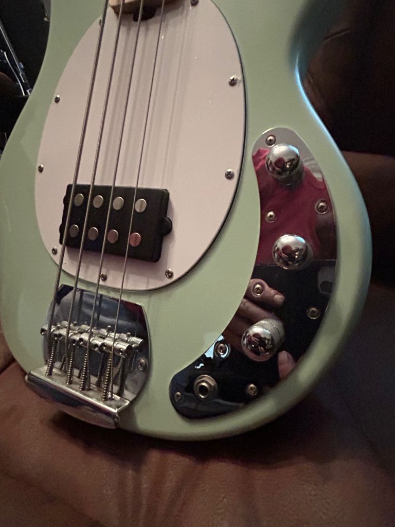 Sterling stingray bass mint green and mint condition 