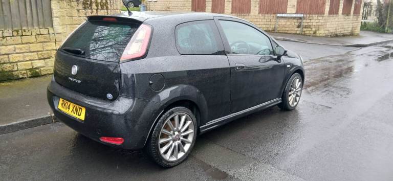 2014 fiat punto 1.4 petrol manual with full mot till 11th march 2027 