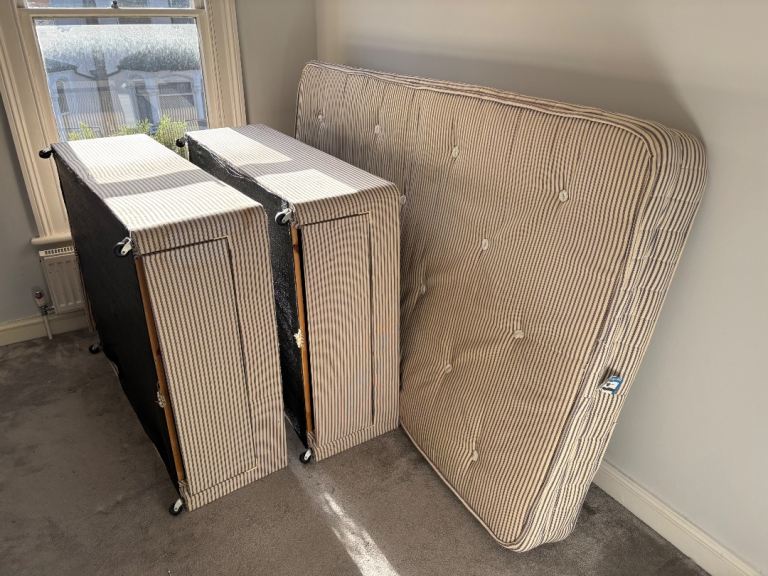 2x Double Bed Base and Mattress 