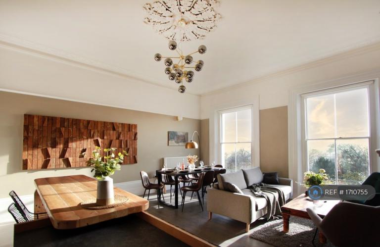 4 bedroom flat in Victoria Park, Dover, CT16 (4 bed) (#1710755)