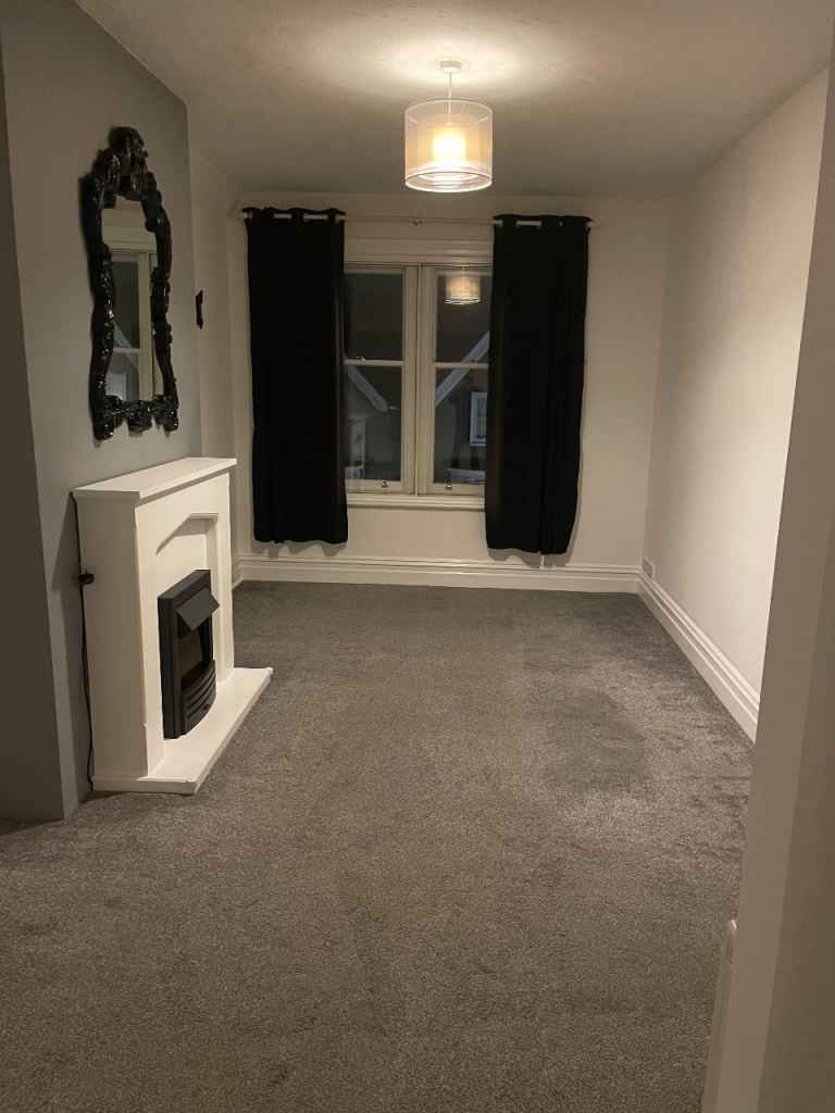 Flat Poole Road Westbourne