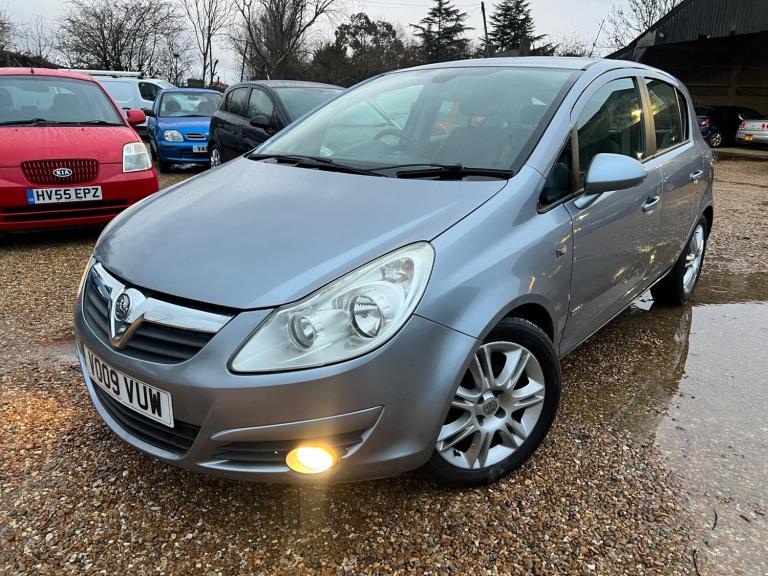 2009 Vauxhall Corsa 1.4i 16V Design 5dr Auto HATCHBACK PETROL Automatic
