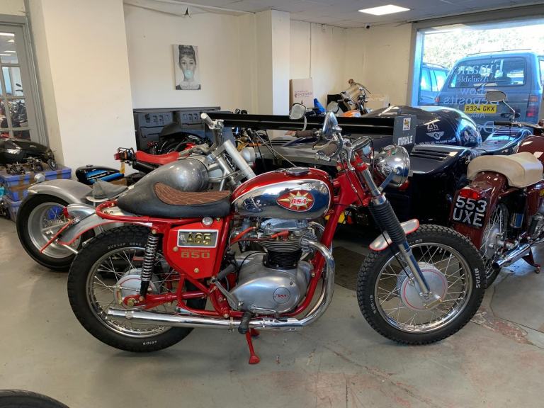 1962 BSA A65 THUNDERBOLT TWIN' DESERT SLED/STREET SCRAMBLER (CLASSIC MOTORCYCLE)