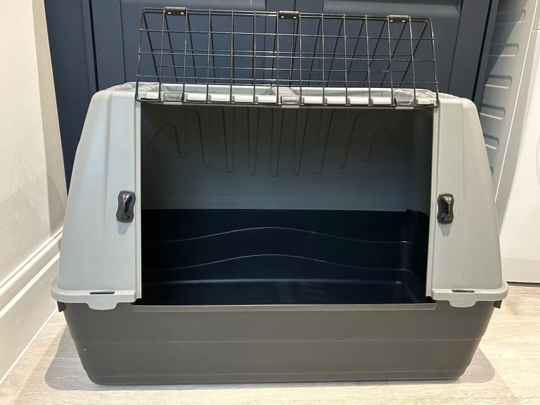 Dog Transport Box/Crate
