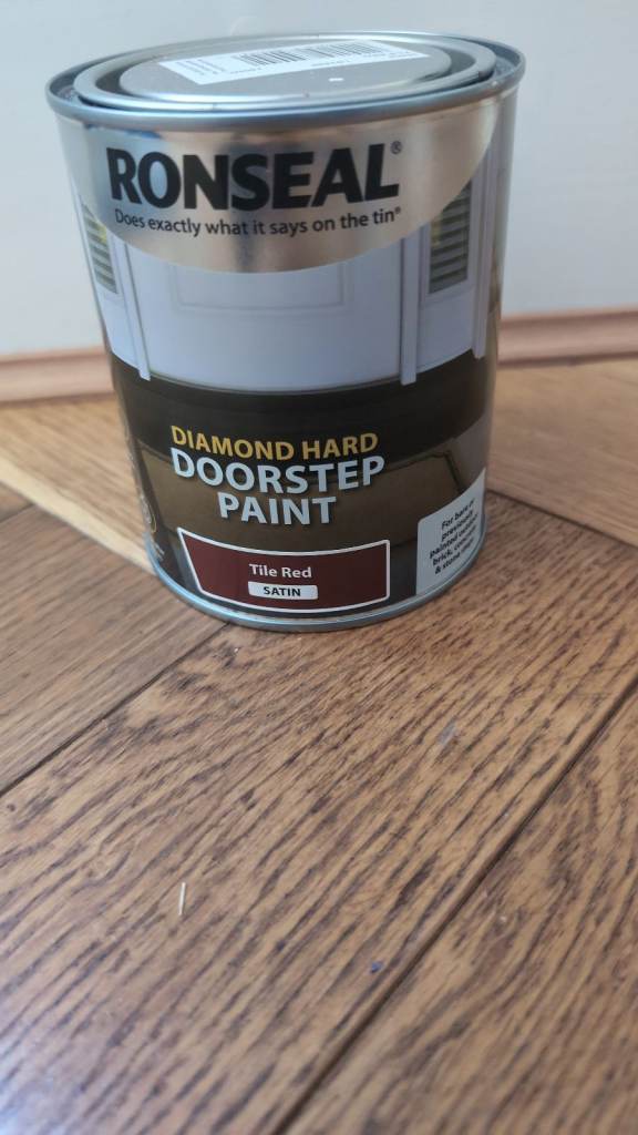 Ronseal Diamond Hard Doorstep Paint - Tile Red Satin, New