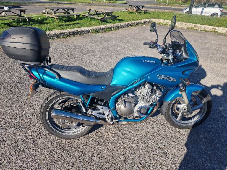 Yamaha XJ600S 