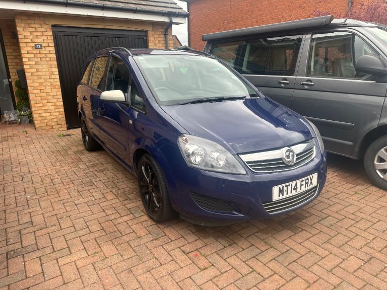 Vauxhall Zafira 2014 reg 1.8 petrol 82k miles 1 year MOT 7 seater 