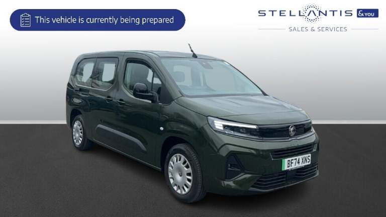 2025 Vauxhall Combo Life Electric 52kWh Design XL MPV 5dr Electric Auto (7.4kW Charger) (136 ps) ...