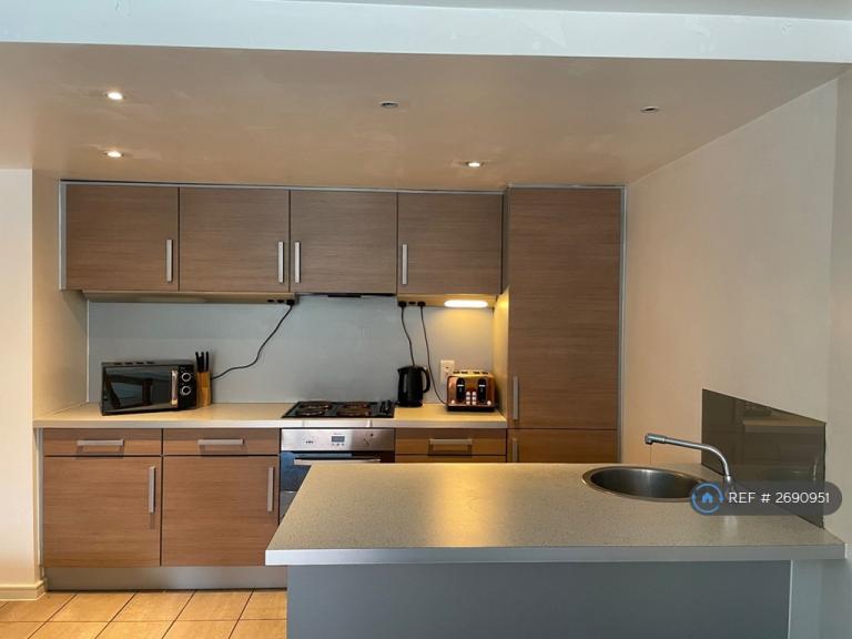 2 bedroom flat in East Street, Leeds, LS9 (2 bed) (#2690951)