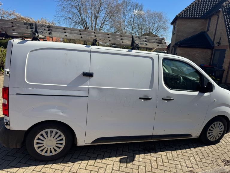 Vauxhall vivaro 