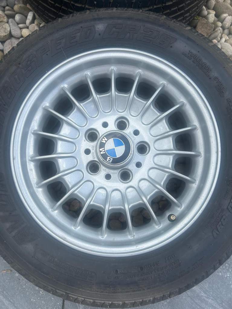 BMW E28 TRX Alloy Wheels x4 – 220/55/390 Avon Tyres – Original BMW