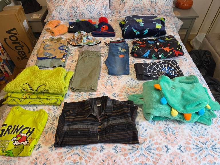 Kids Clothes Bundle - Size 5-6