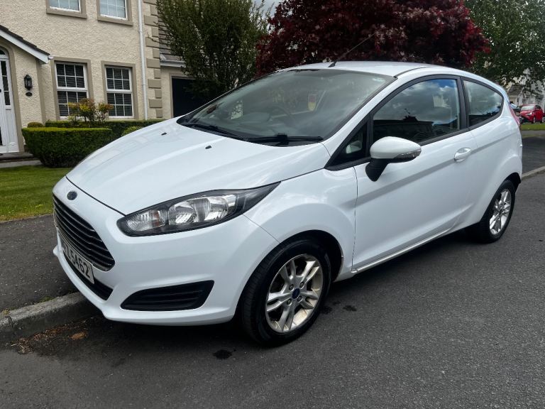 Ford, FIESTA, Hatchback, 2013, Manual, 1241 (cc), 3 doors
