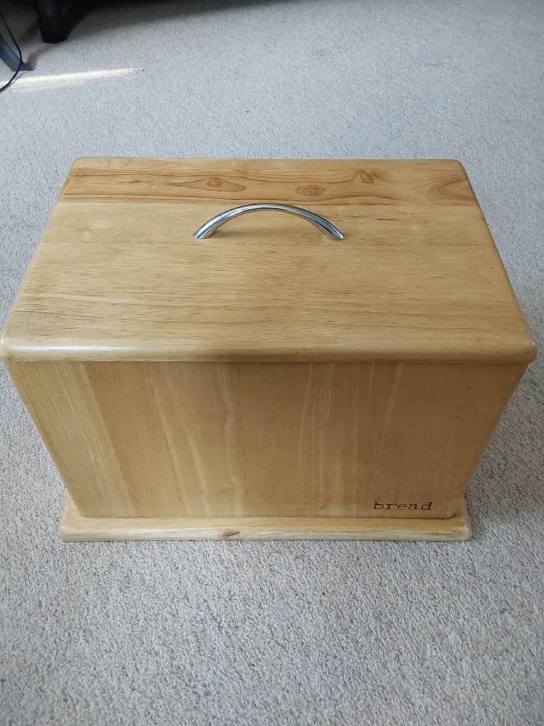 Wooden bread bin / storage box / ideal for up cycle project