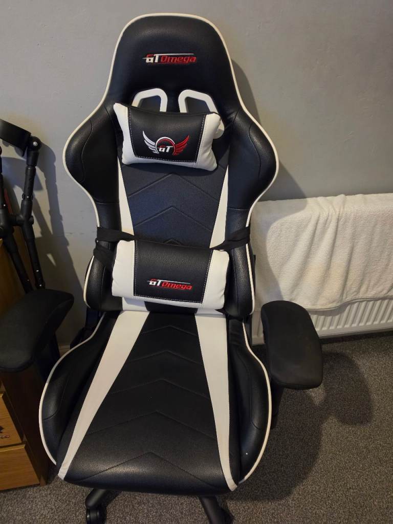GT Omega Gaming Chair