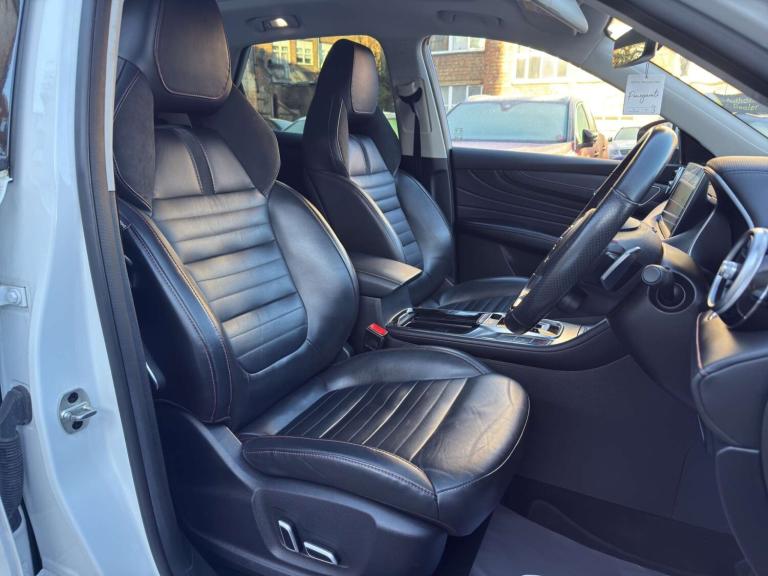 2022 MG MG HS 1.5 MG HS Exclusive Semi-Auto 5dr SUV Petrol Automatic