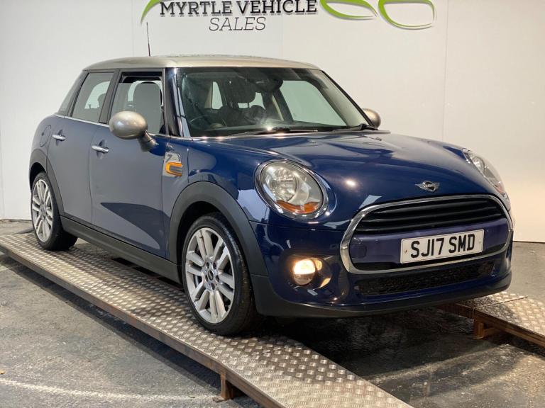 2017 MINI Hatch 1.5 Cooper Seven 5dr HATCHBACK PETROL Manual