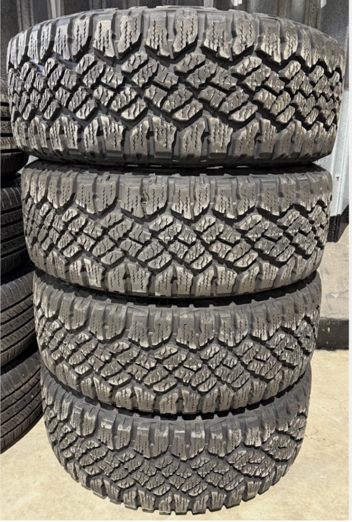 Good Year Duratrac RT 275/60 R20 Tyres x4 Land Rover Defender Octa