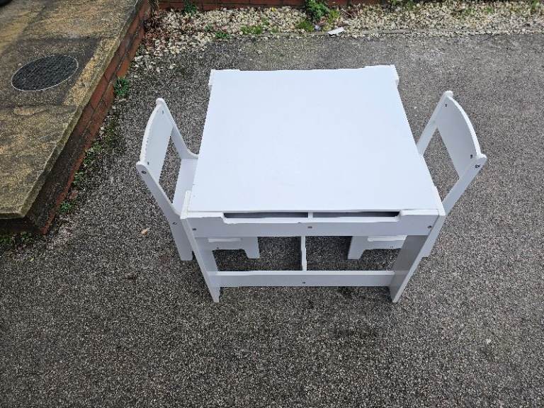 Childrens Table & Chair Set