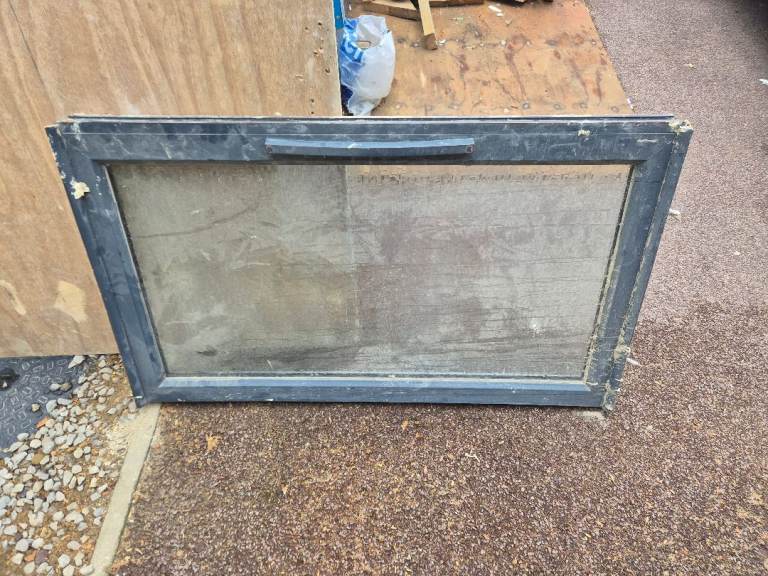 UPVC window, fixed pane, privacy glass