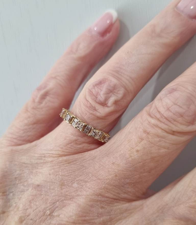 Gold 9ct Diamond half hoop ring. 0.50ct 