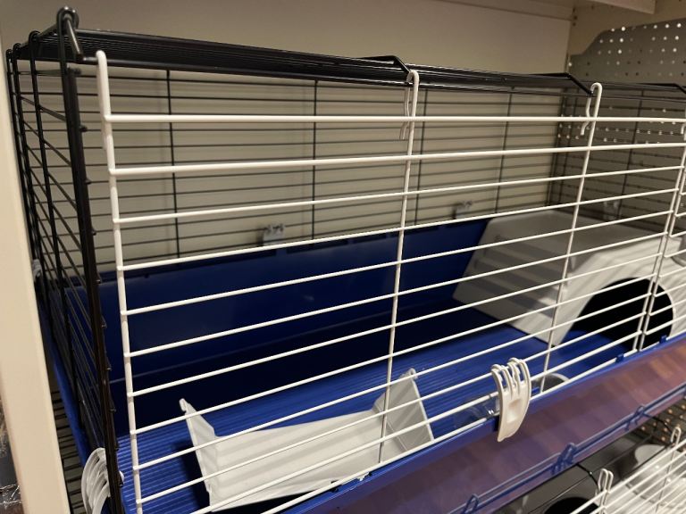 Indoor rabbit cage 
