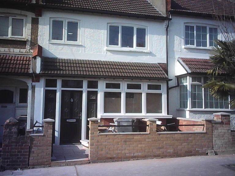 Newly Refurbished 6 Bedroom House with Self-Contained Annexe CR7 8QJ