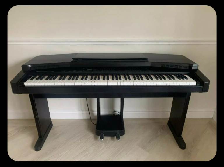 ​Yamaha Clavinova CVP-35 digital piano