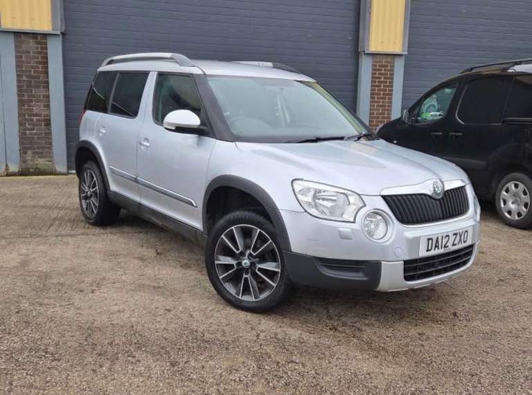2012 Skoda Yeti 1.2 TSI Urban Hatchback Petrol Manual