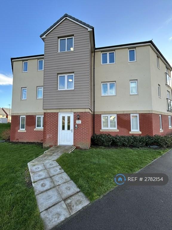 1 bedroom flat in Lucknam Crescent, Coate, Swindon, SN3 (1 bed) (#2782154)