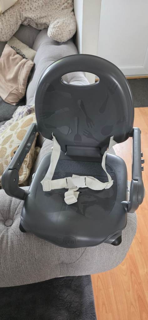 Chicco baby chair