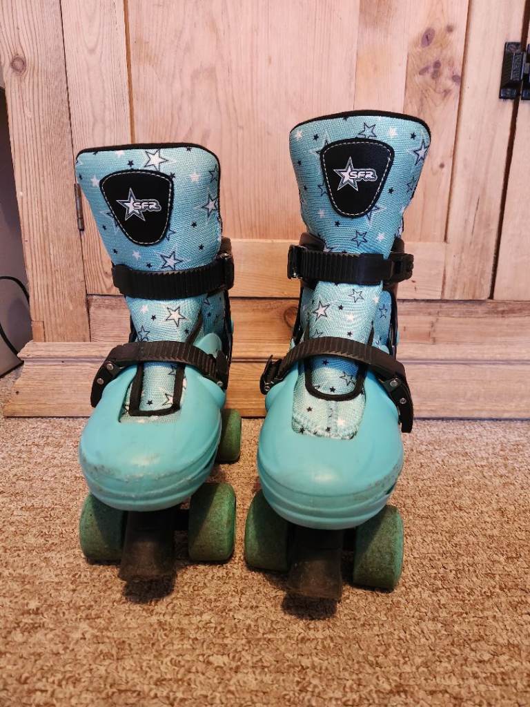 SFR adjustable roller skates UK size 1-4