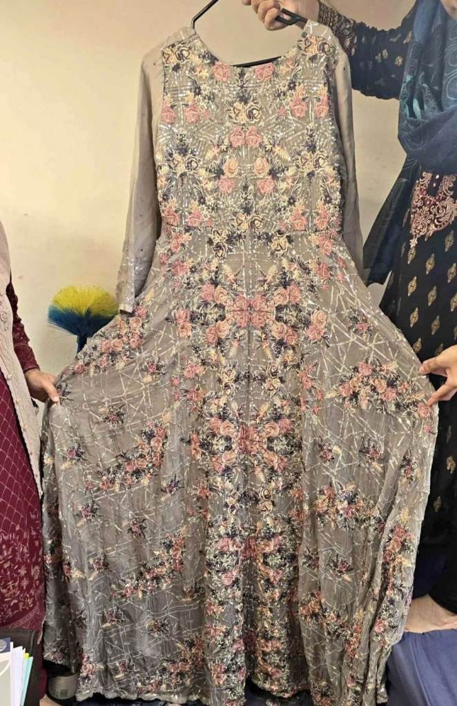 Womens asian dresswear 