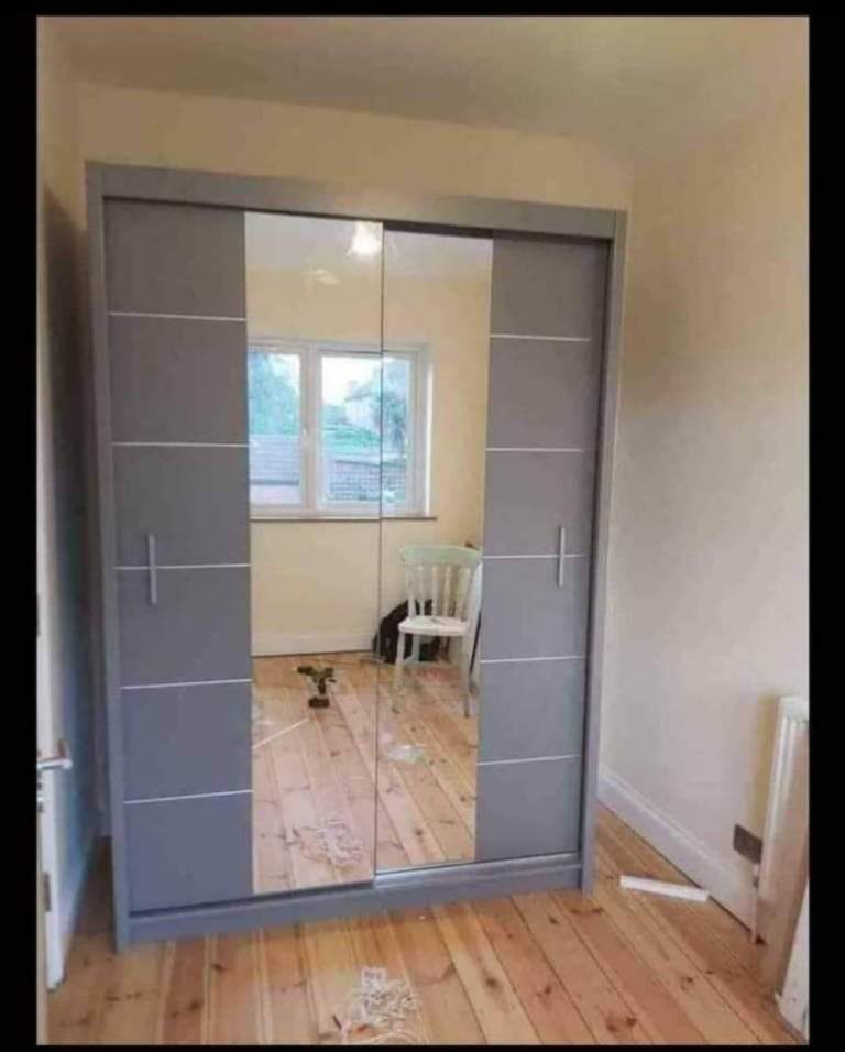 Premium Storage Wardrobes – Mirrored Sliding Doors