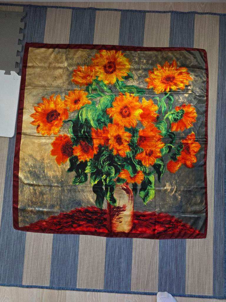 Silky scarf - sunflowers print