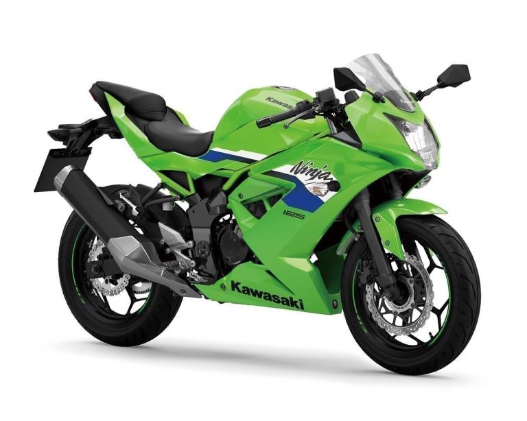 New 2026 Kawasaki Motorcycle Ninja 125 Green Grey SAVE £200 CBT Learner Legal