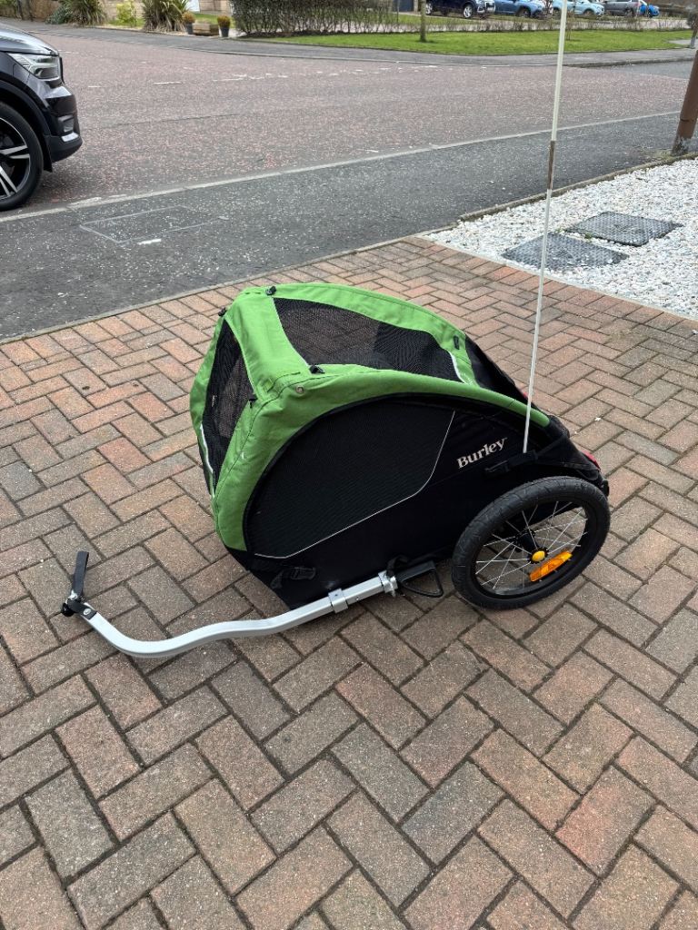 Burley Tail Wagon cycle pet trailer