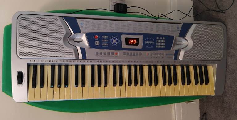 ELECTRONIC KEYBOARD PIANO