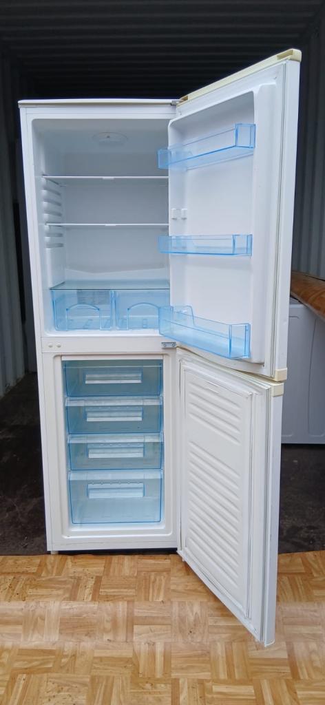 Whirlpool Fridge Freezer – White, Good Condition